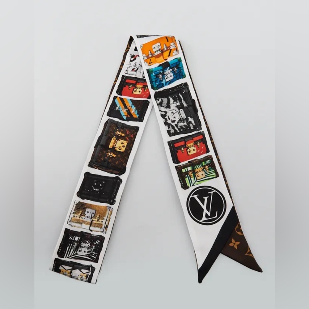 LOUIS VUITTON
Brown/Multicolor Silk Tribute To Twist BB Bandeau Scarf - Picture 1 of 9